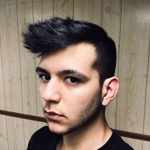 Meet your Posher, Ethan